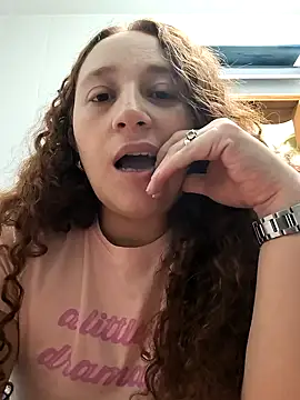 Mistik red online show from 10.04.25