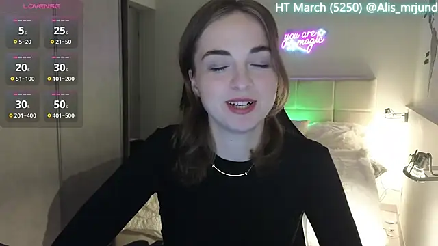 Miss Aliannaa online show from 03.09.25