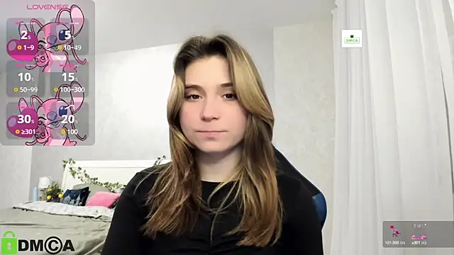 SweetMonicka online show from 03.06.25