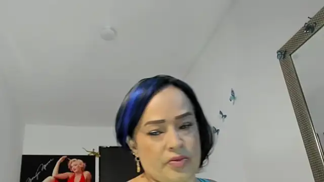 Snapshot of seleneh chatting on 06.29.26 seleneh online show from 06.29.26