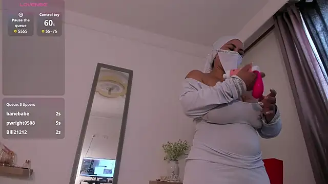 Amina hafsa online show from 11.25.25