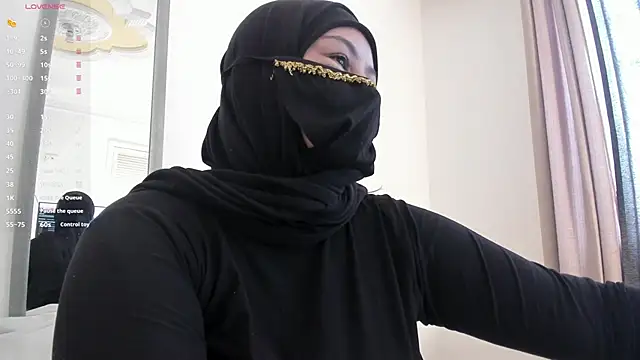 Amina hafsa online show from 03.22.26