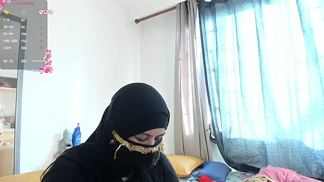 Snapshot of Amina_hafsa chatting on 06.12.26 Amina hafsa online show from 06.12.26