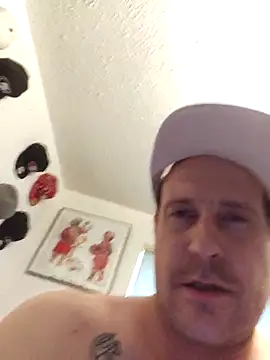 Snapshot of jbonz chatting on 09.17.25 jbonz online show from 09.17.25