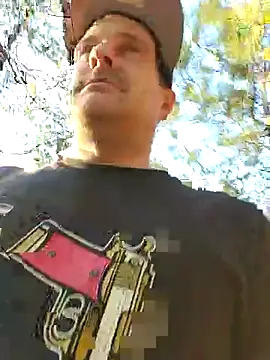 Snapshot of jbonz chatting on 09.29.25 jbonz online show from 09.29.25