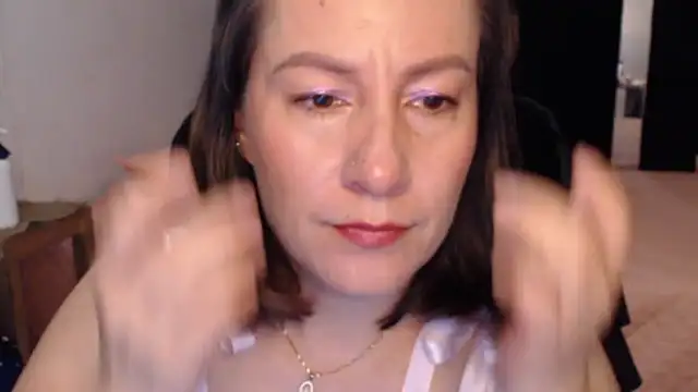 Snapshot of CATRINA-83 chatting on 05.31.26 CATRINA-83 online show from 05.31.26