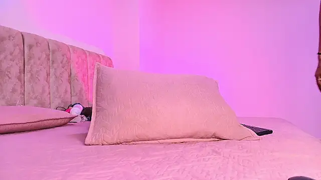 arl chloee online show from 03.01.26