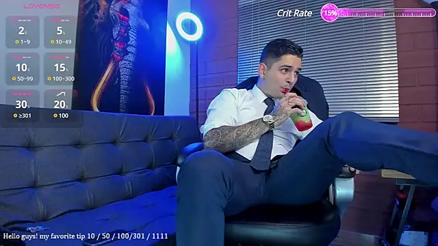 Nicolas Fellener online show from 01.05.25