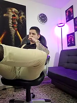 Nicolas Fellener online show from 04.06.26