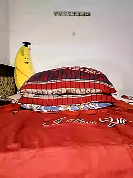 Snapshot of Quite_Malsha chatting on 12.13.24 Quite Malsha online show from 12.13.24