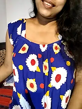 Snapshot of Quite_Malsha chatting on 03.07.25 Quite Malsha online show from 03.07.25