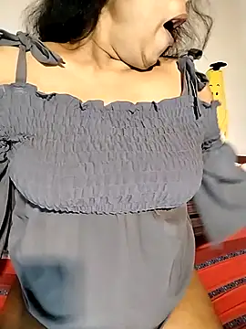 Snapshot of Quite_Malsha chatting on 03.12.25 Quite Malsha online show from 03.12.25