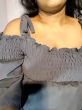 Snapshot of Quite_Malsha chatting on 03.22.25 Quite Malsha online show from 03.22.25