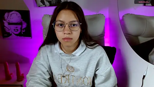 SamanthaRoldaan online show from 09.15.25