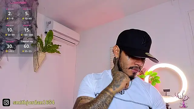 JordanSmiith  online show from 10.28.25