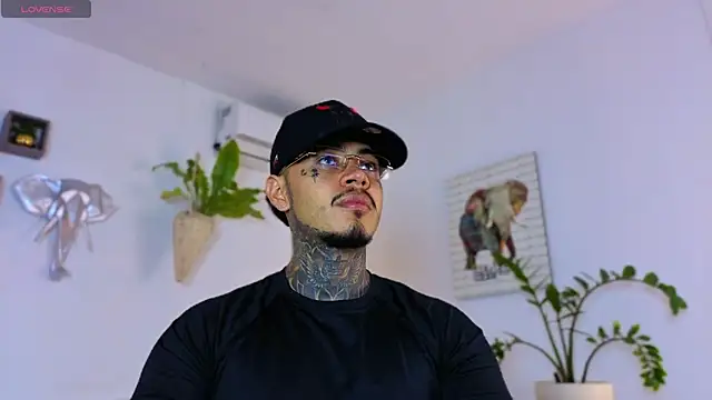 JordanSmiith  online show from 12.16.25