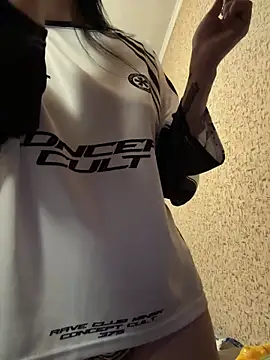 naughty lucifer online show from 04.10.26