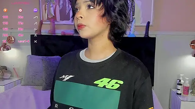 chloe watson  online show from 02.20.26