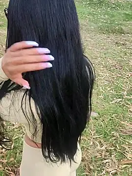 Snapshot of Wanda_and_cosmo_ chatting on 02.26.25 Wanda and cosmo online show from 02.26.25