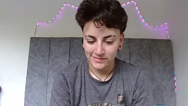 linda 33 online show from 09.23.25