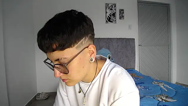 linda 33 online show from 02.10.26