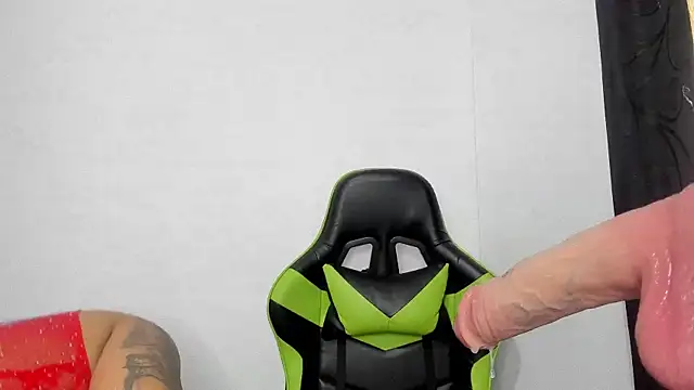 leila 22 online show from 02.11.25