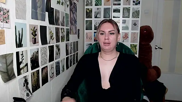 CapriScorpion online show from 09.19.25