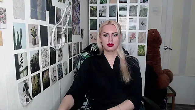 CapriScorpion online show from 11.22.25