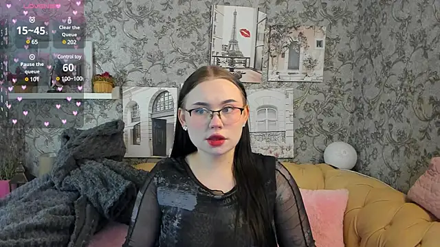 Tina Walker online show from 03.06.25