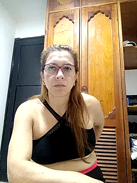 Snapshot of mademonsexy chatting on 04.19.26 mademonsexy online show from 04.19.26