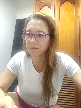 Snapshot of mademonsexy chatting on 04.24.26 mademonsexy online show from 04.24.26