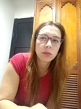 Snapshot of mademonsexy chatting on 04.25.26 mademonsexy online show from 04.25.26