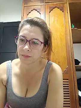 Snapshot of mademonsexy chatting on 05.19.26 mademonsexy online show from 05.19.26