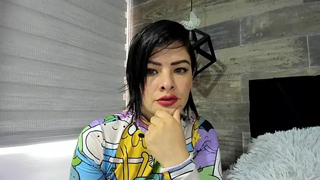 queen fetish online show from 12.19.24