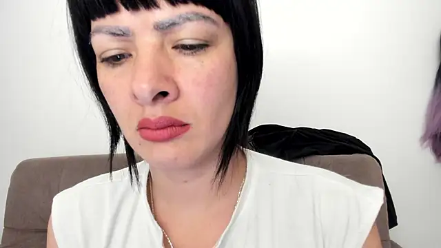 queen fetish online show from 01.22.25