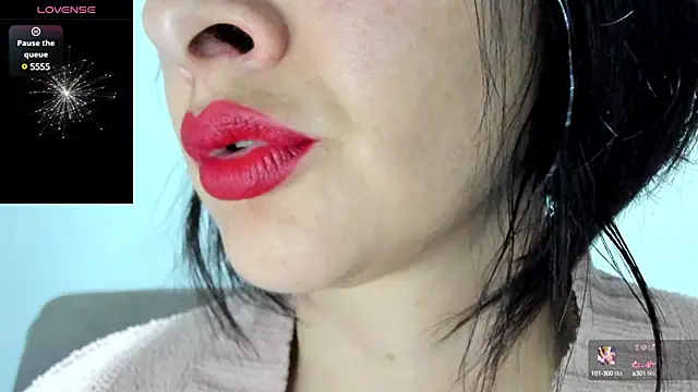 queen fetish online show from 02.14.25