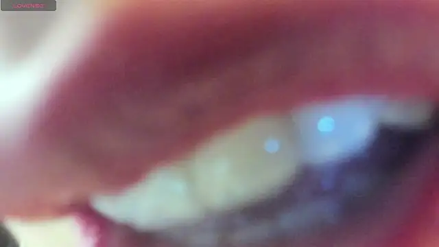 Snapshot of queen_fetish chatting on 06.17.26 queen fetish online show from 06.17.26