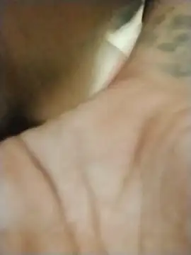 prettyboi6992 online show from 10.16.25