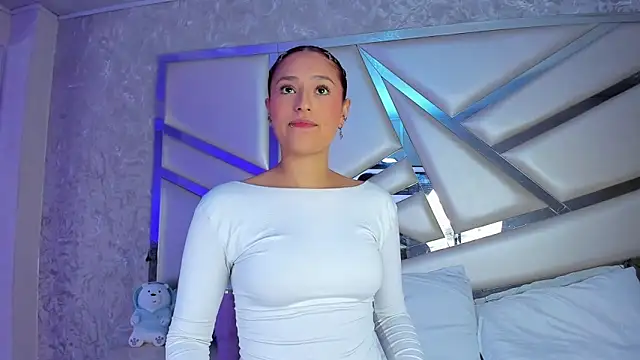 Miia002 online show from 01.10.26