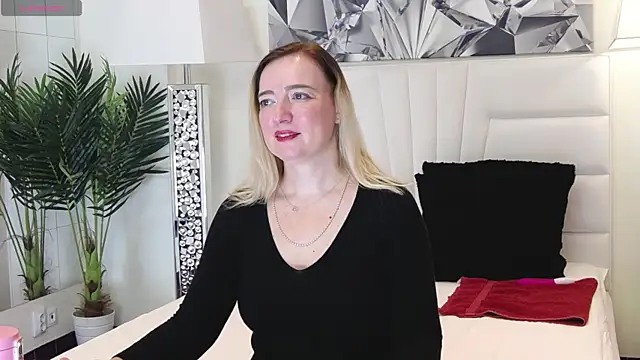 BarbieeAnn online show from 12.27.24