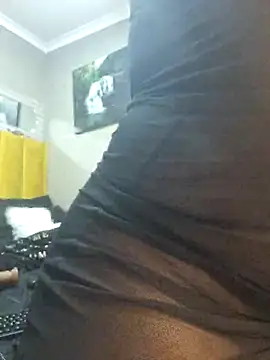 Bustygoddess32 online show from 02.21.25