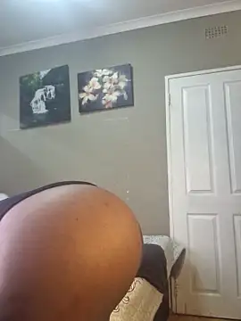 Bustygoddess32 online show from 03.16.25