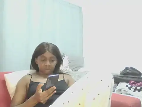 Snapshot of Sexxybella27 chatting on 05.30.26 Sexxybella27 online show from 05.30.26
