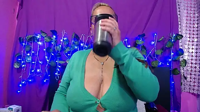 hazel 34 online show from 02.22.25