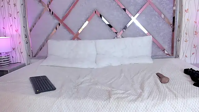 eva loreti online show from 02.11.25