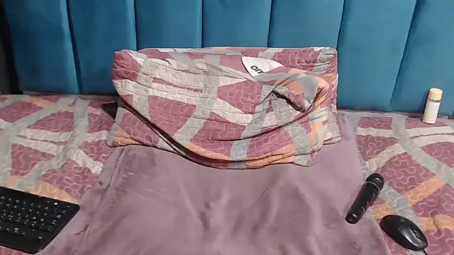 BLACKberry008 online show from 03.16.25