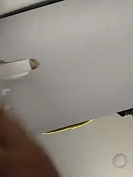 Snapshot of Charlotte_cutee18 chatting on 10.16.25 Charlotte cutee18 online show from 10.16.25