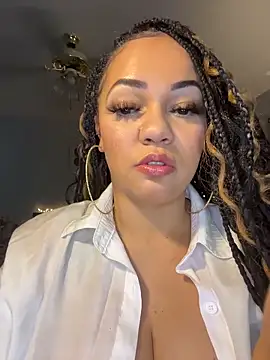 DestineeJayde online show from 11.22.25