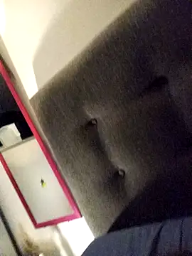 lenka 24 online show from 10.13.25