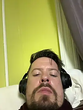 Snapshot of husband4555 chatting on 03.28.26 husband4555 online show from 03.28.26